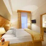Hotel Grand International - Czech Leading 4*