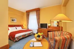 Hotel Grand International - Czech Leading