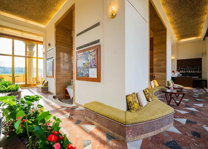 酒店 Grand International - Czech Leading 4*