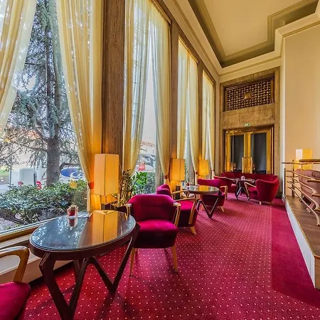 Hotel Grand International - Czech Leading 4*