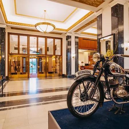 Hotell Grand International - Czech Leading Prag