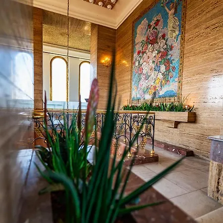 Отель Grand International - Czech Leading 4*