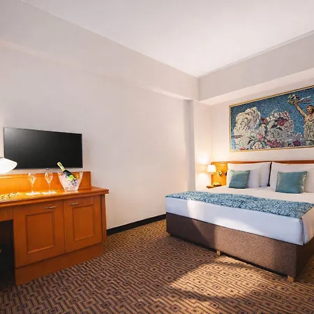 Grand International - Czech Leading Hotel 4*