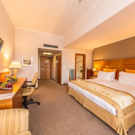 Hotel Grand International - Czech Leading Prague