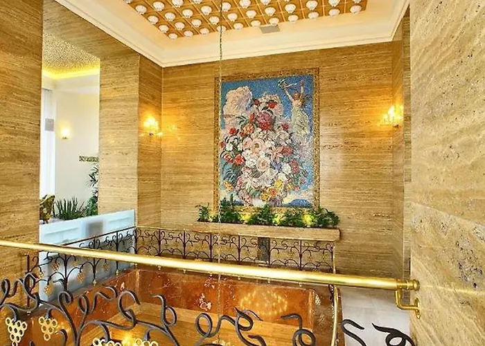 Hotel Grand International - Czech Leading