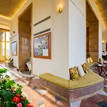 Hotel Grand International - Czech Leading 4*